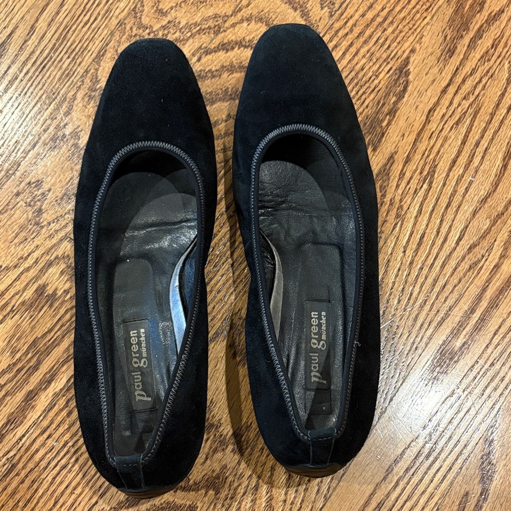 Paul Green Black Suede Flats
